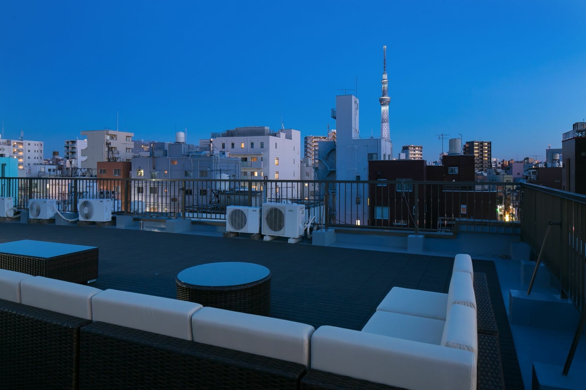 Ikidane House Asakusa Hatago Токио Экстерьер фото